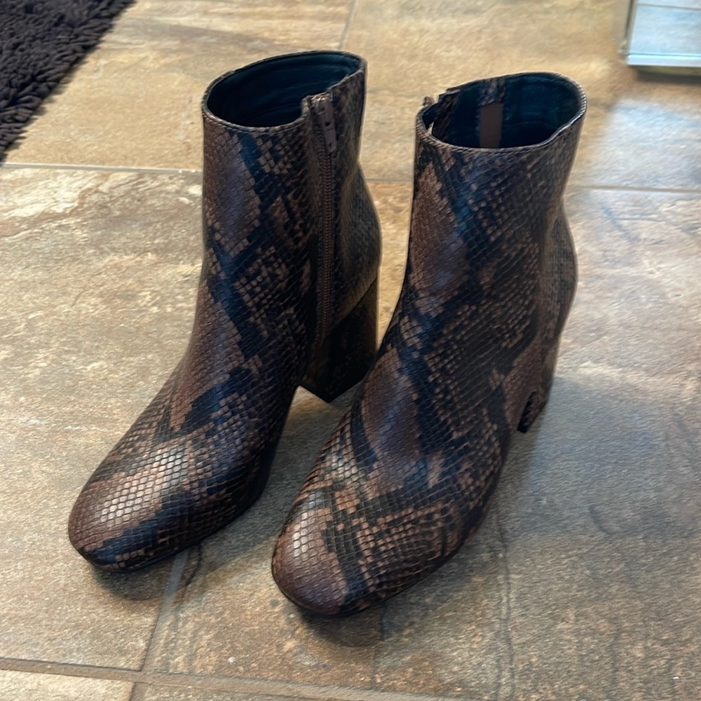 SNAKE PRINT BOOTIES-NWOT